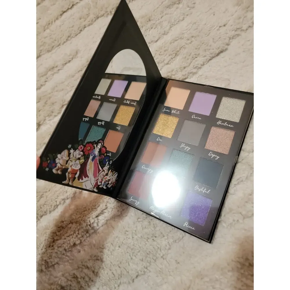 Taste Beauty Disney Snow White 12 Eyeshadow Palette NEW
